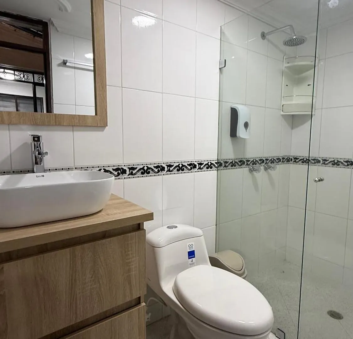 Hermoso,Amplio Y Central Apartamento En 메딜린